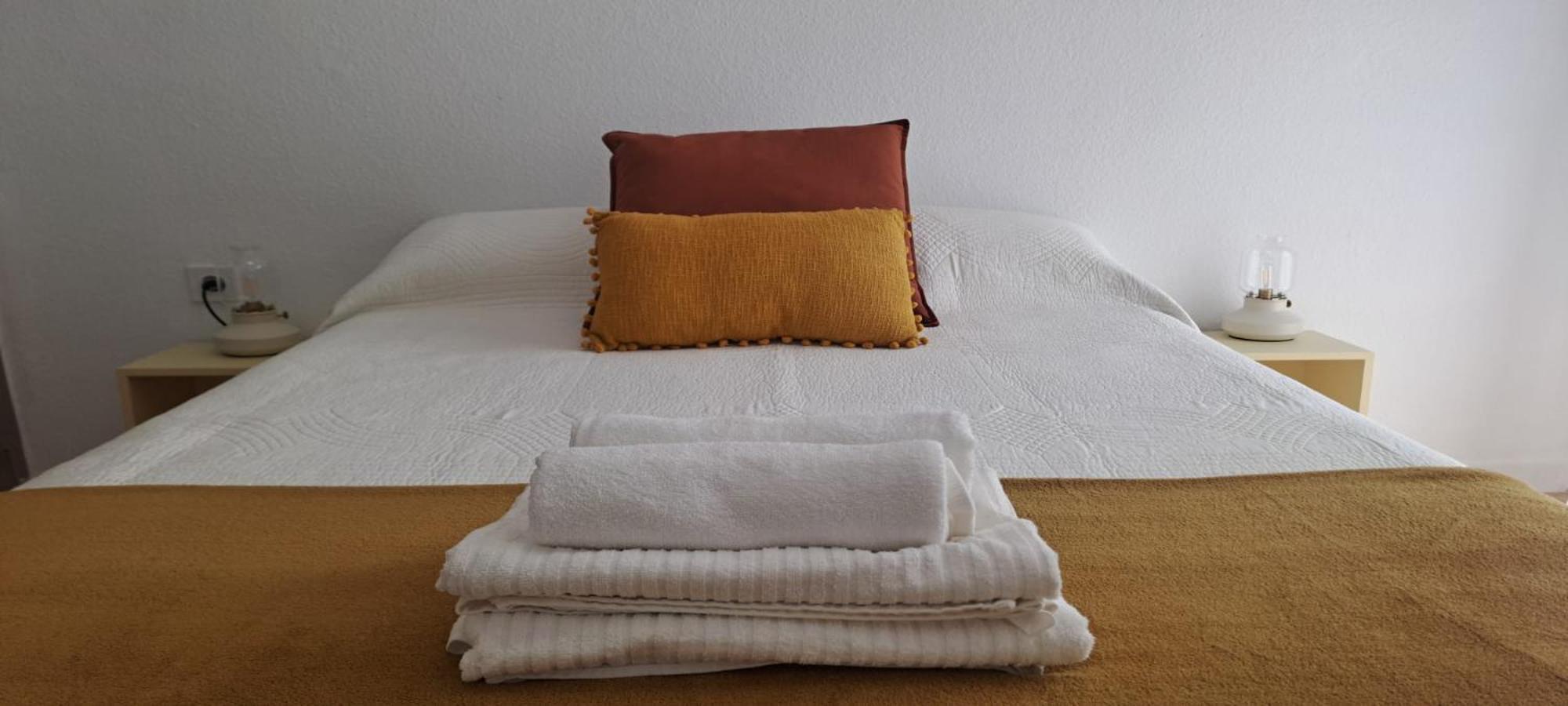 Apartamento Compartido Hab Privadas Playa De La Caleta カディス エクステリア 写真